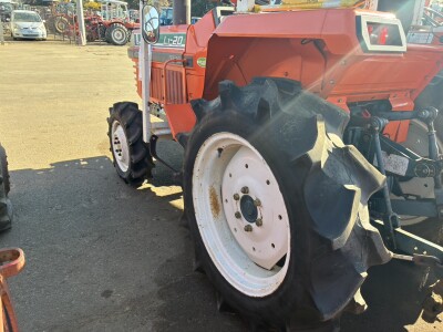 Máy cày KUBOTA L1-20