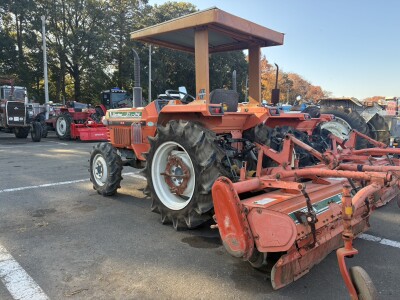 Máy cày KUBOTA L1-24D