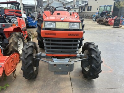 Máy cày KUBOTA L1-325D