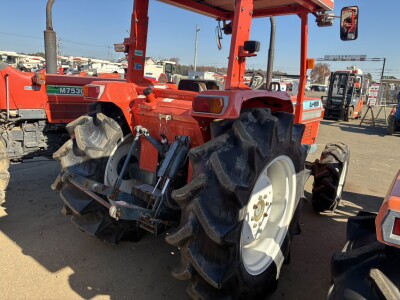 Máy cày KUBOTA L1-455