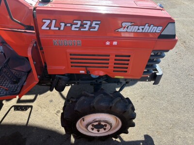 Máy cày KUBOTA ZL1-235