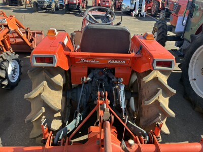 Máy cày KUBOTA Zl1-245