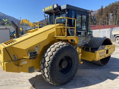 Lu rung SAKAI SV512D