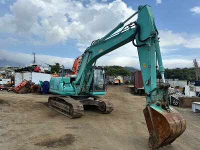 Máy xúc bánh xích KOBELCO SK200-9 đời máy 2015