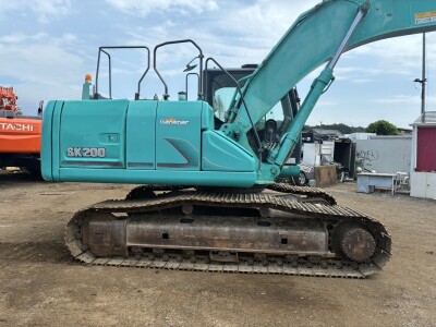 Máy xúc bánh xích KOBELCO SK200-9 đời máy 2015