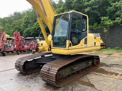 Máy xúc bánh xích KOMATSU PC200-8N1 đời máy 2013