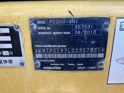Máy xúc bánh xích KOMATSU PC200-8N1 đời máy 2013