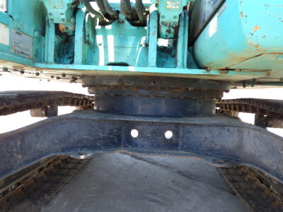 Máy xúc bánh xích KOBELCO SK135SR-2 , sản xuất năm 2010