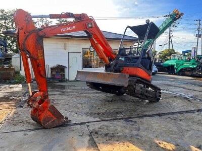 Máy xúc mini HITACHI ZX35U-2 đời máy 2004