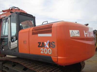 Máy xúc HITACHI ZX200-3 ,  sản xuất năm 2013