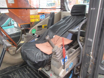 Máy xúc HITACHI ZX200-3 ,  sản xuất năm 2012