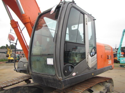 Máy xúc HITACHI ZX200-3 ,  sản xuất năm 2011